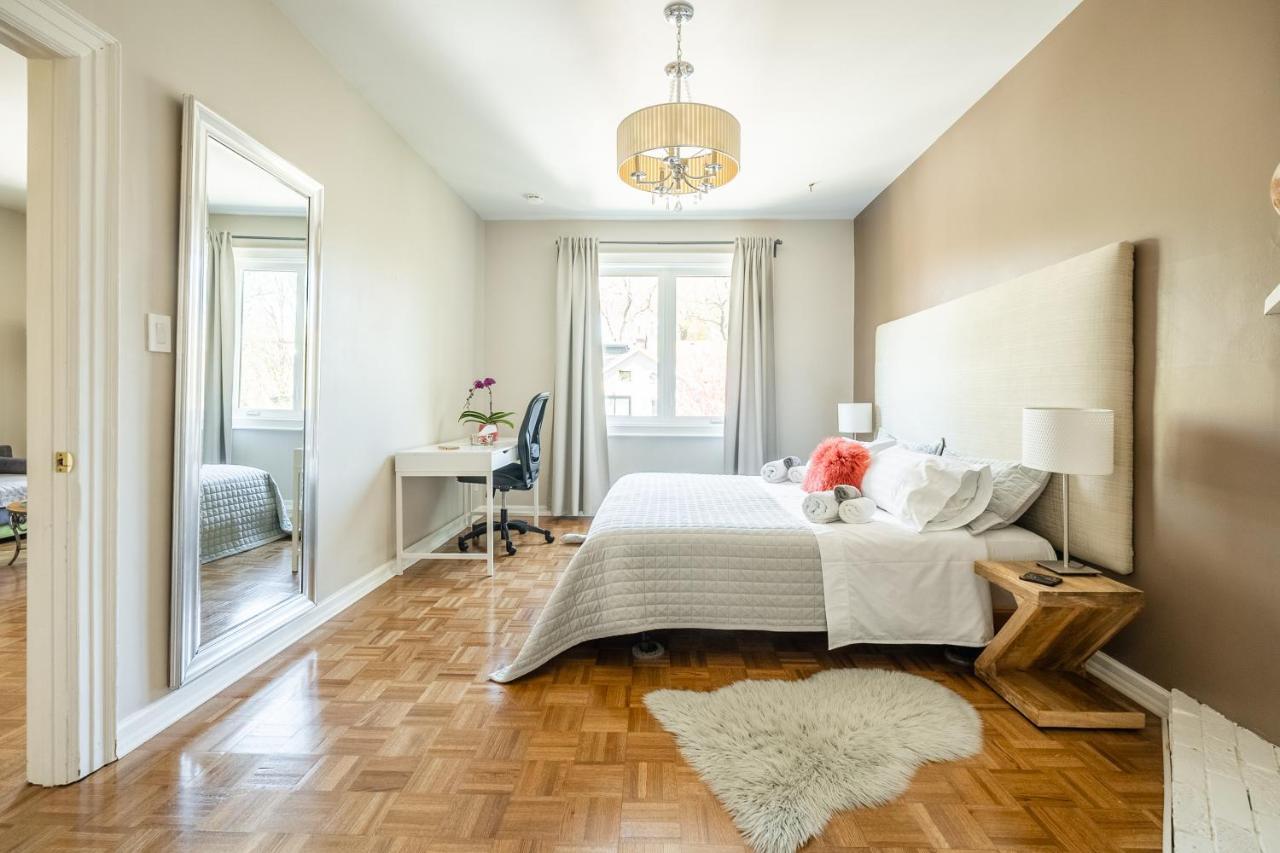 Gabby'S Place Downtown Core Toronto Extérieur photo